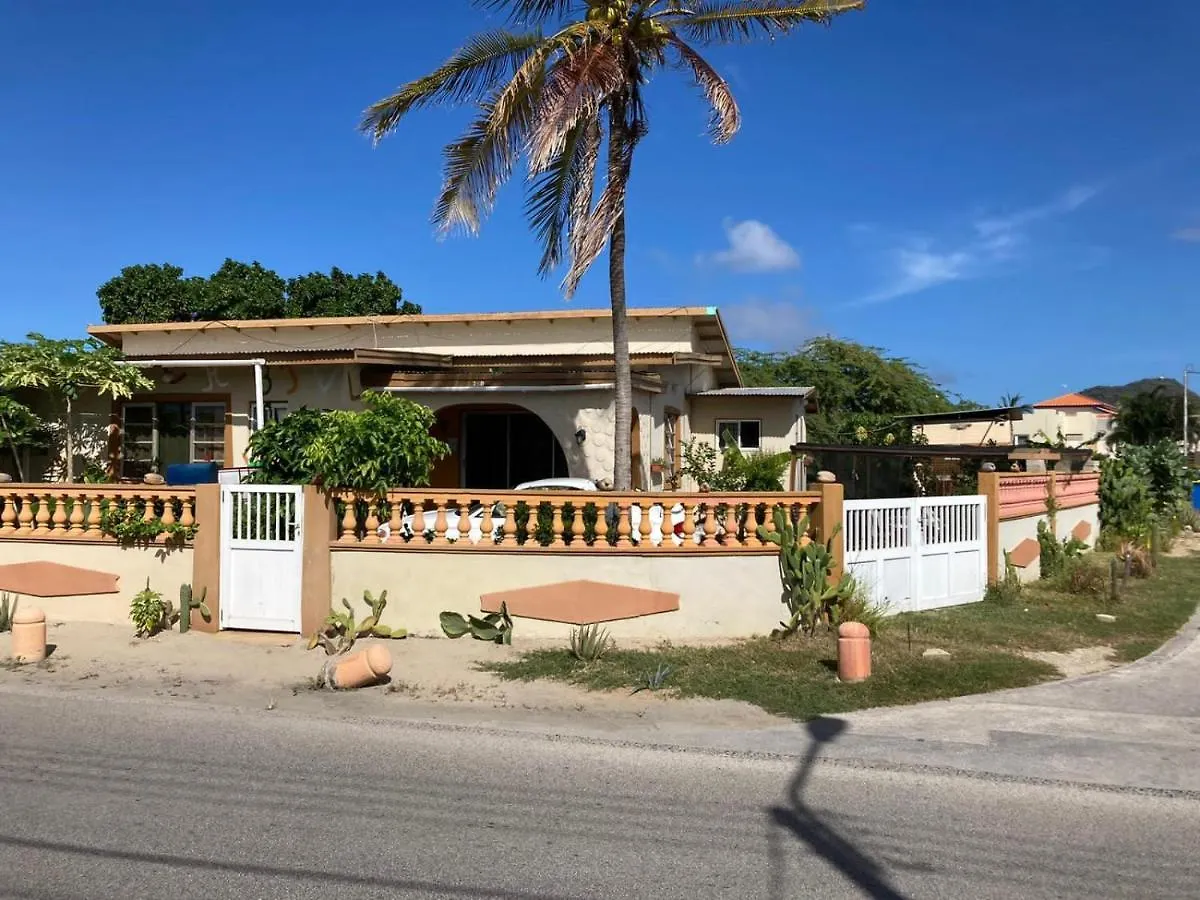 Aruba Backpackers Apartment Oranjestad